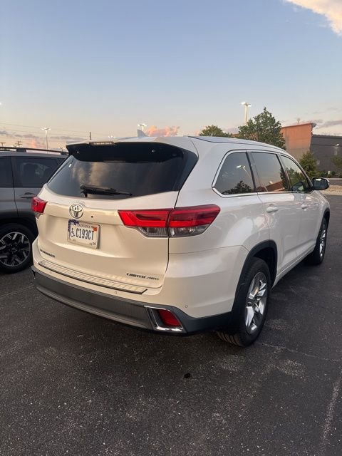 Used 2018 Toyota Highlander Limited AWD/4WD image 4