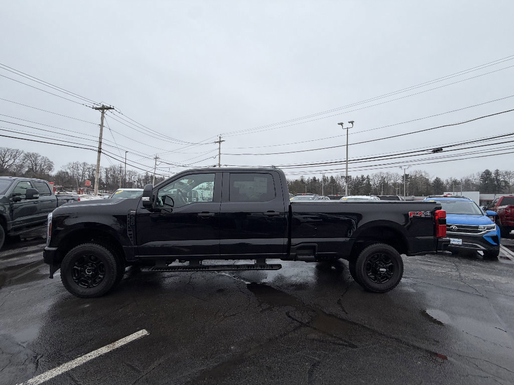 Certified 2023 Ford F250 Lariat w/ Lariat Ultimate Package AWD/4WD image 4