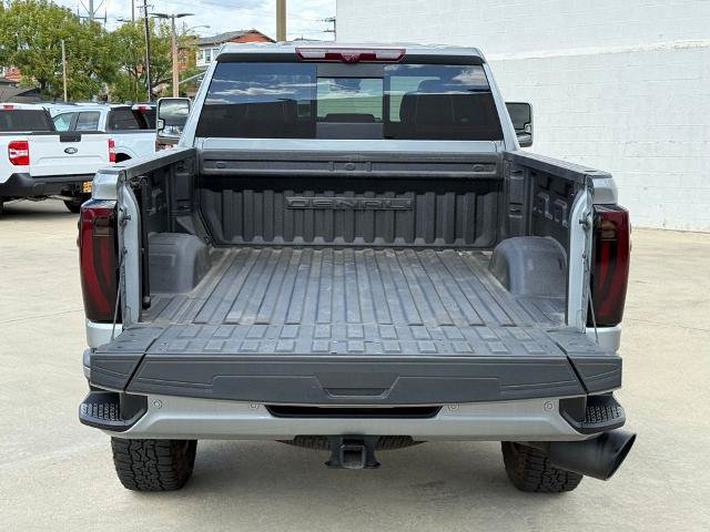 Used 2024 GMC Sierra 2500 Denali Ultimate AWD/4WD image 17
