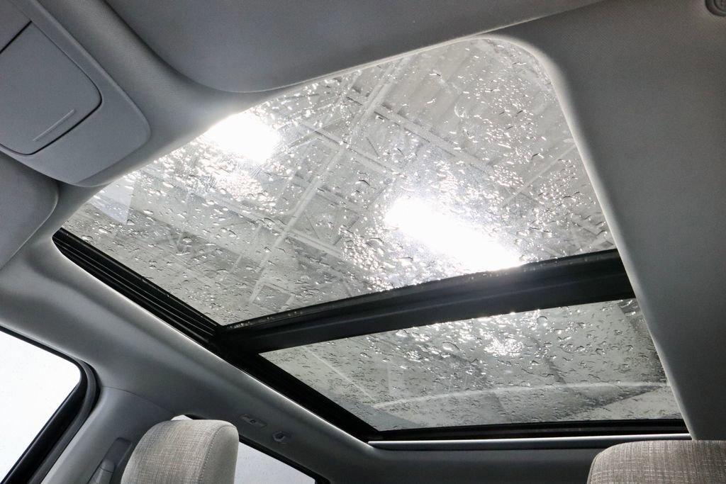 Certified 2023 Ford F150 XLT w/ Equipment Group 302A High image 33