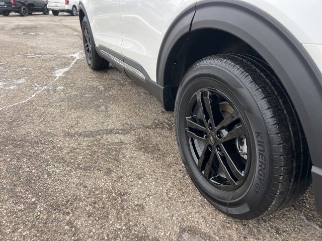 Certified 2023 Ford Explorer XLT w/ Equipment Group 202A image 27