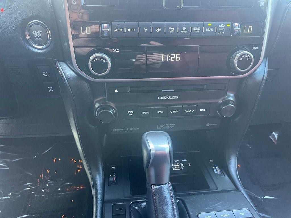 Used 2023 Lexus GX 460 Premium w/ Accessory Package AWD/4WD image 35