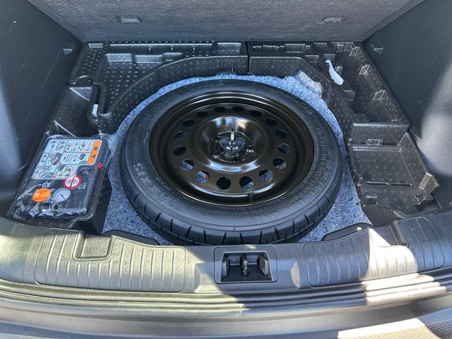 Certified 2025 Ford Escape Platinum AWD/4WD image 24
