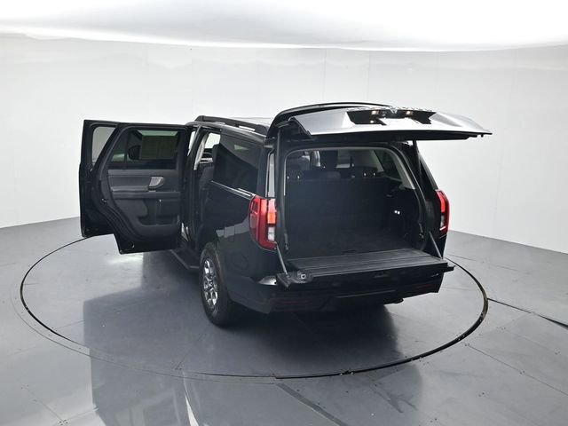 Certified 2025 Ford Expedition Active image 45