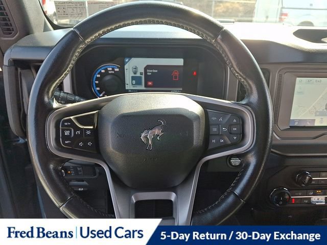 Certified 2022 Ford Bronco Outer Banks w/ Sasquatch Package AWD/4WD image 27