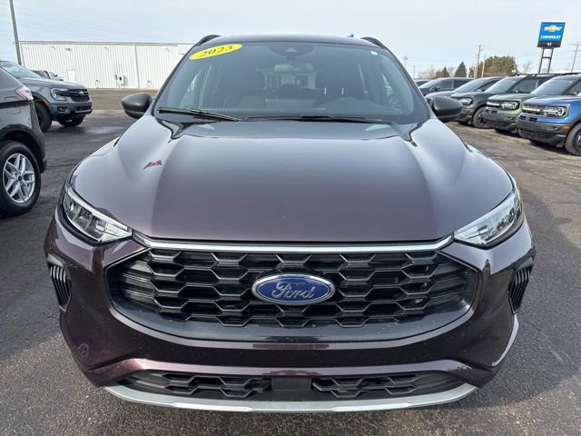 Certified 2023 Ford Escape ST-Line w/ Tech Pack #1 image 6