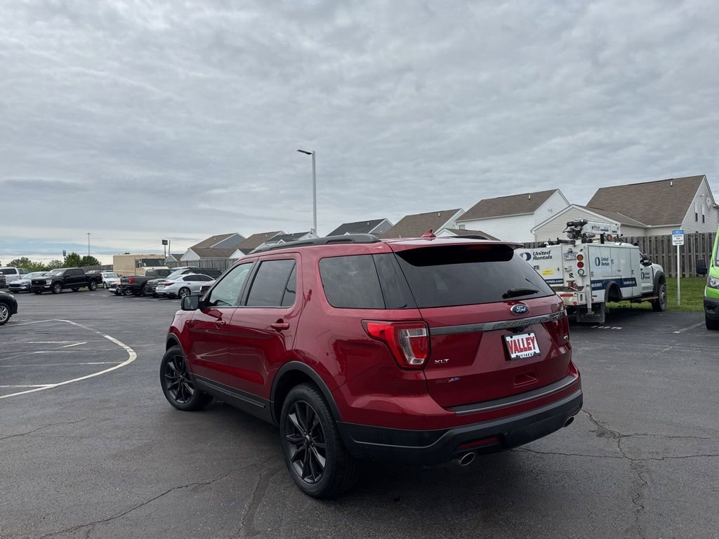 Certified 2019 Ford Explorer XLT w/ Equipment Group 202A AWD/4WD image 50