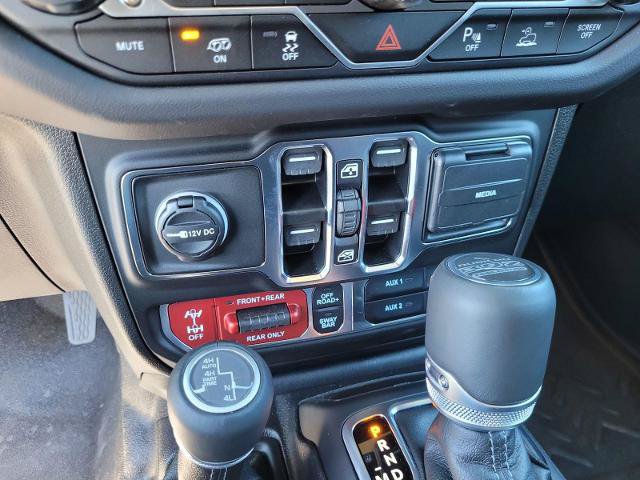 Used 2025 Jeep Wrangler Unlimited Rubicon 392 AWD/4WD image 26
