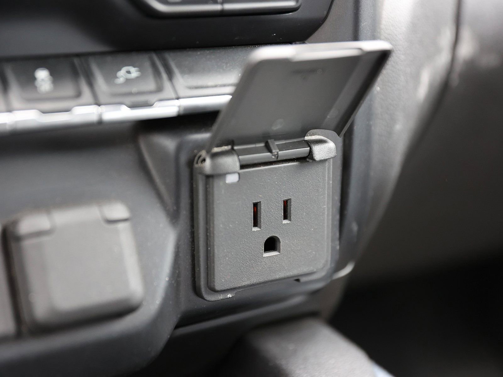 Used 2020 Chevrolet Silverado 1500 RST w/ All-Star Edition image 35