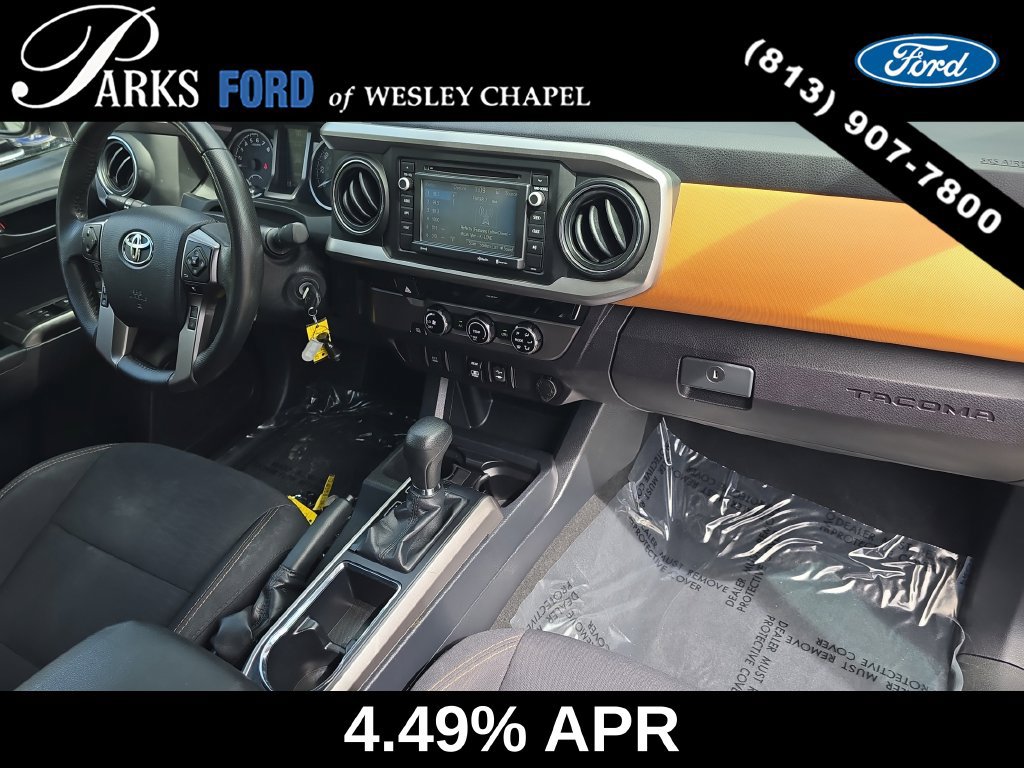 Used 2018 Toyota Tacoma SR5 RWD image 10