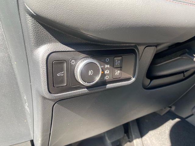 Certified 2025 Ford Explorer Active w/ Active Comfort Package RWD image 17
