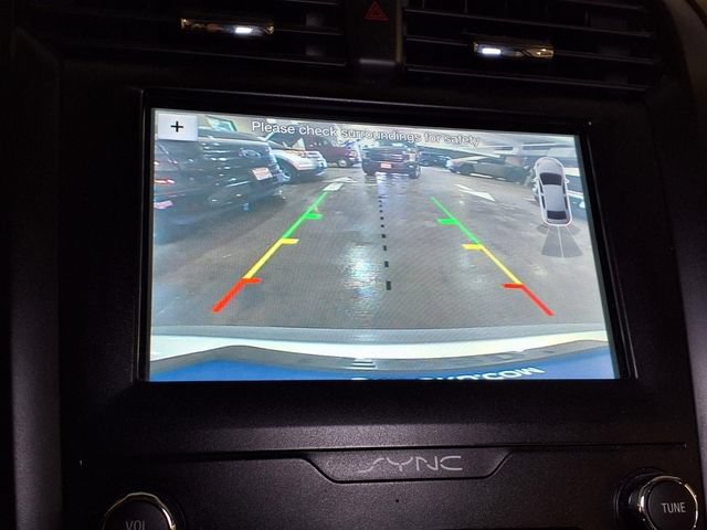 Certified 2019 Ford Fusion SE w/ Equipment Group 151A FWD image 7