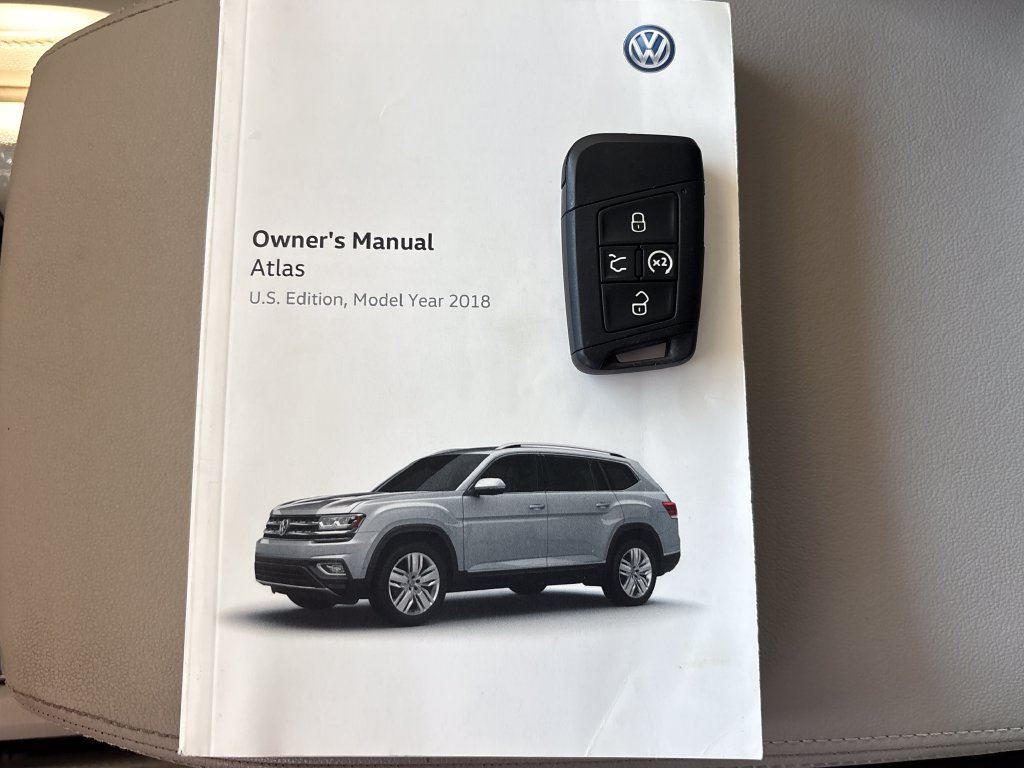 Used 2018 Volkswagen Atlas SEL AWD/4WD image 25