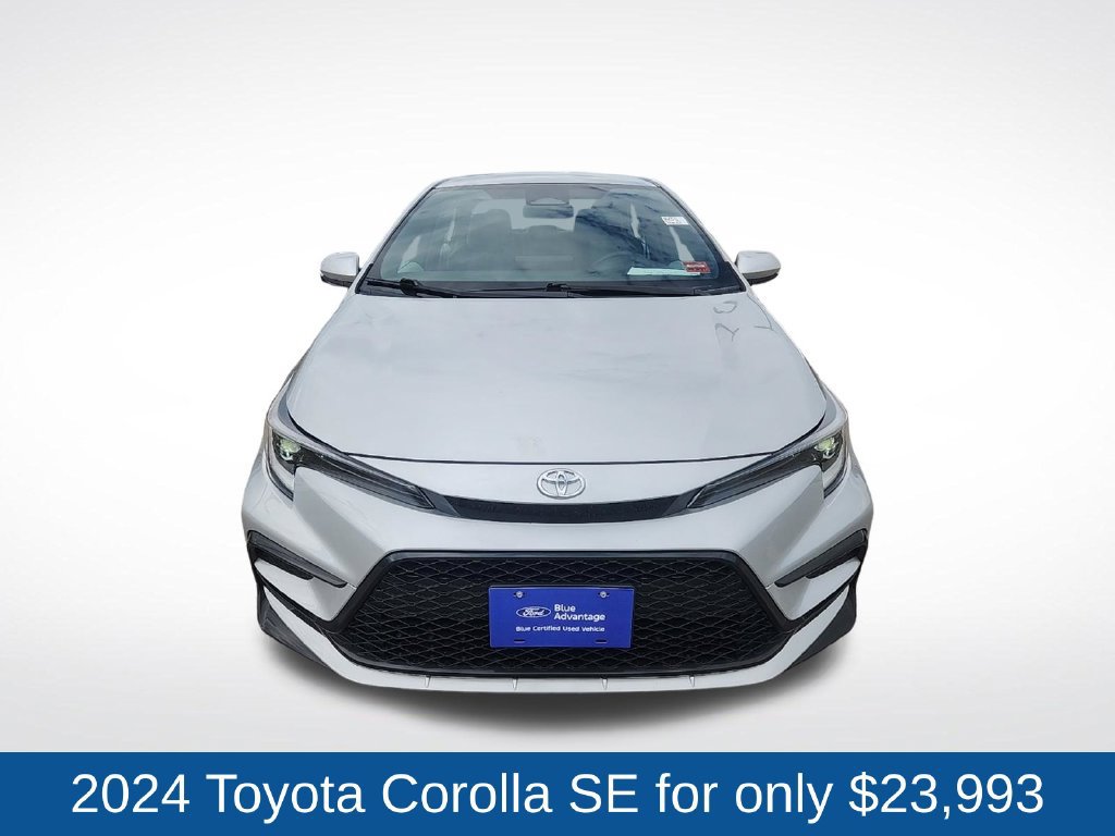Used 2024 Toyota Corolla SE FWD image 2
