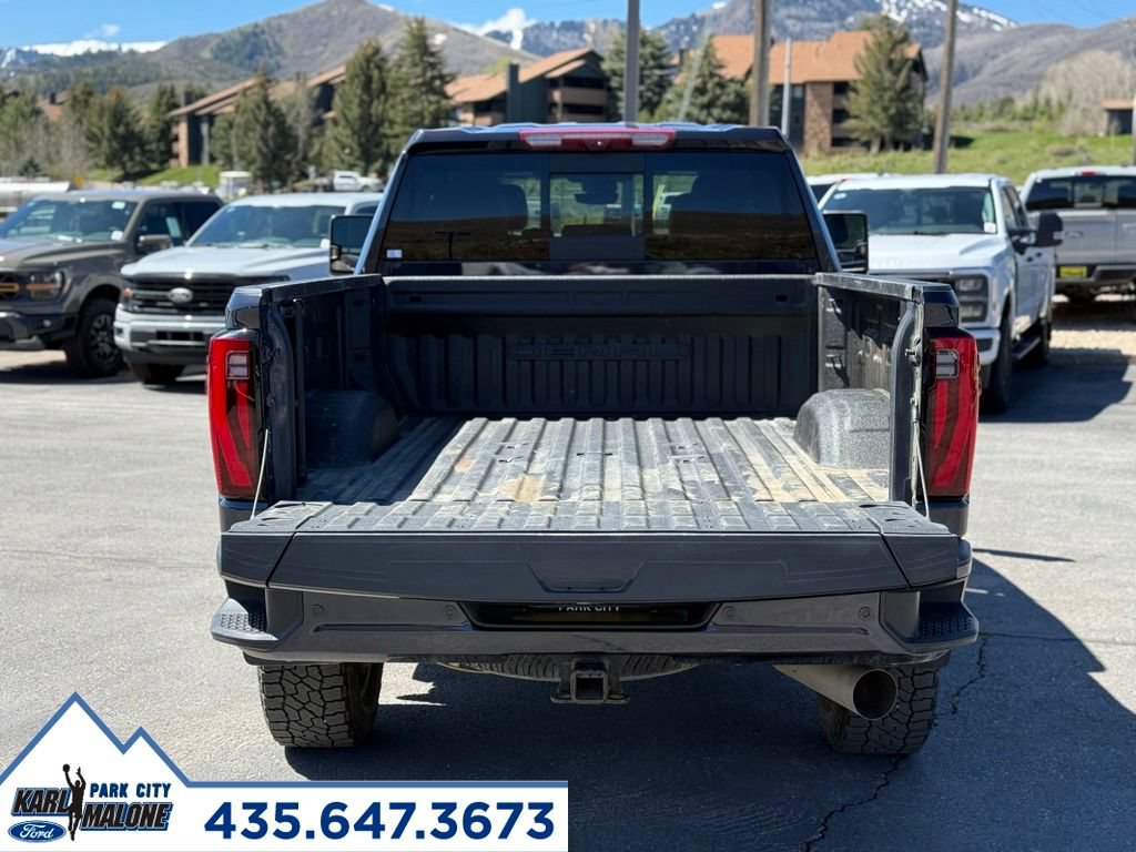 Used 2024 GMC Sierra 3500 Denali Ultimate AWD/4WD image 5