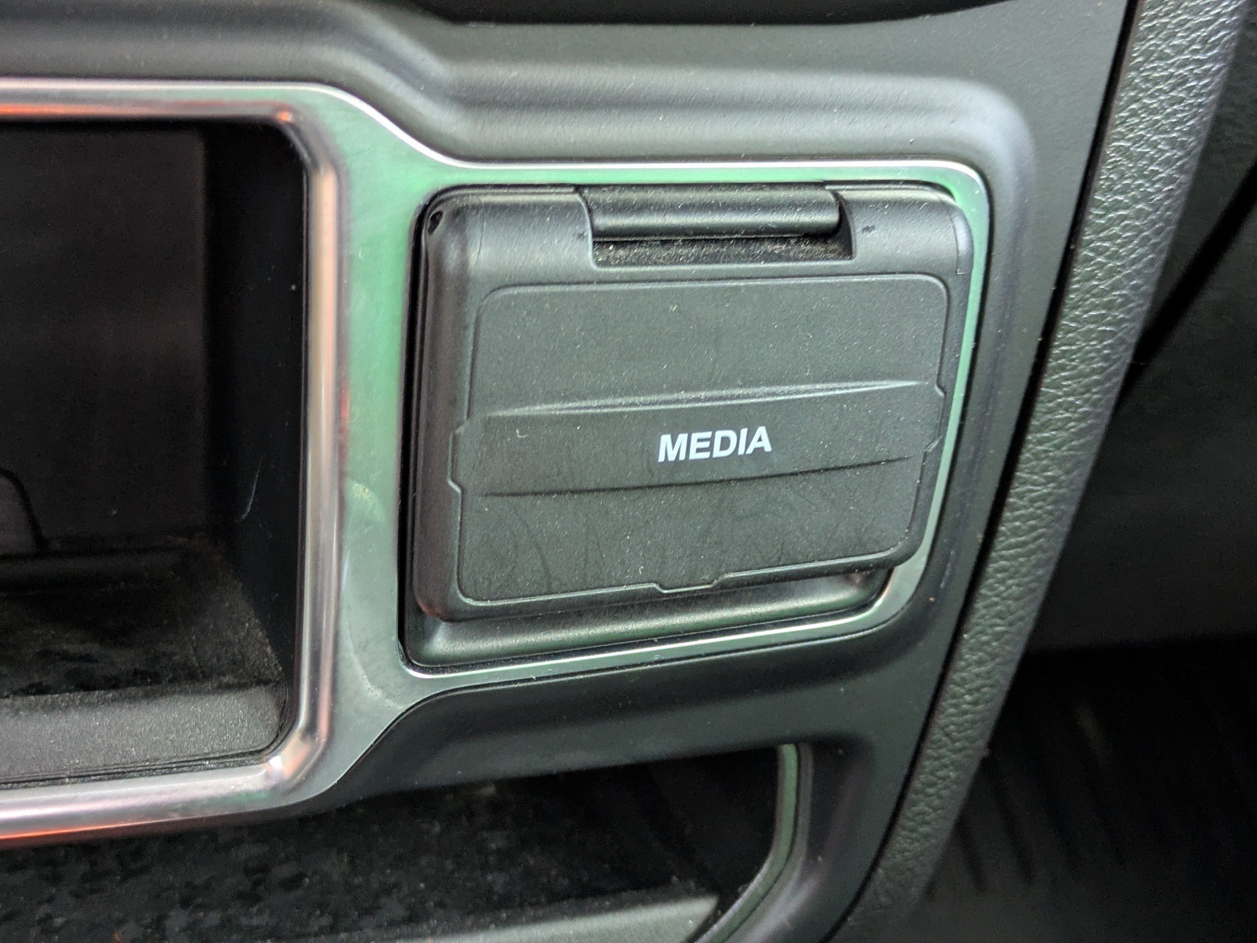 Used 2021 Jeep Wrangler Unlimited Sport AWD/4WD image 27