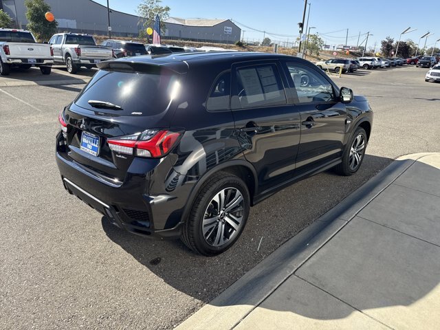 Used 2025 Mitsubishi Outlander Sport AWD image 5