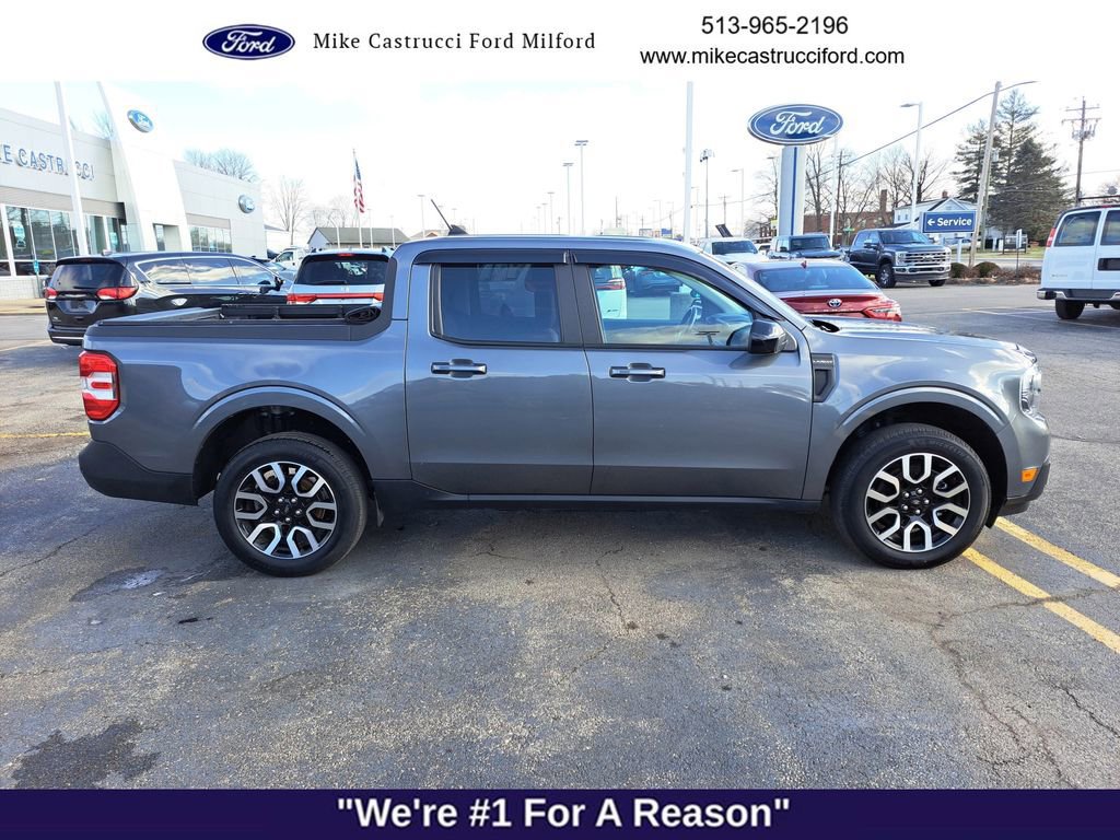 Certified 2024 Ford Maverick Lariat image 2