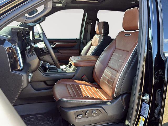 Used 2025 GMC Sierra 2500 Denali Ultimate image 14