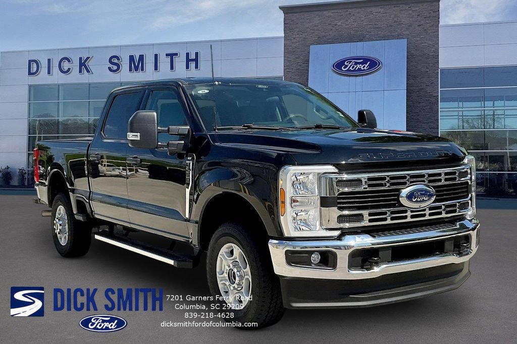 Certified 2025 Ford F250 XLT w/ 360-Degree Camera Package AWD/4WD image 3
