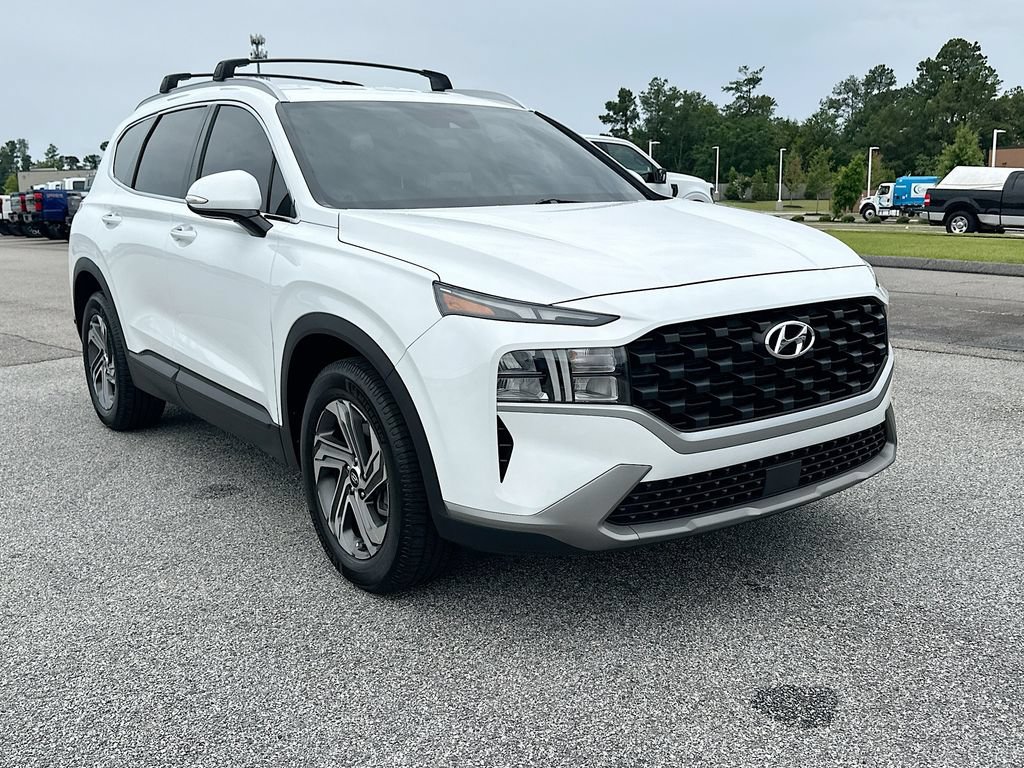 Used 2023 Hyundai Santa Fe SEL FWD image 2