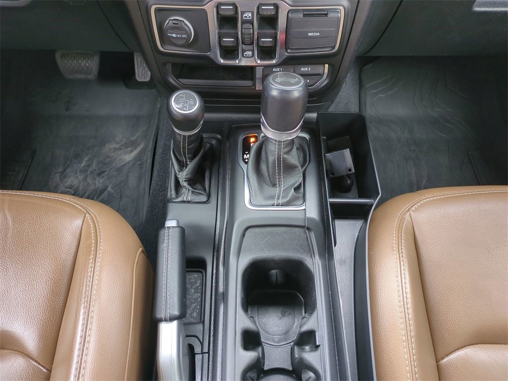 Used 2021 Jeep Wrangler Unlimited Sahara 4xe w/ Cold Weather Group image 18