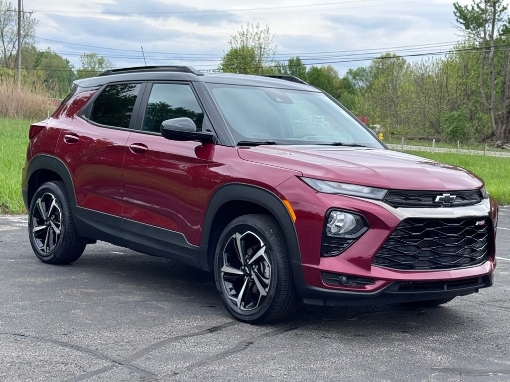 Used 2023 Chevrolet TrailBlazer RS w/ Sun and Liftgate Package AWD/4WD image 6