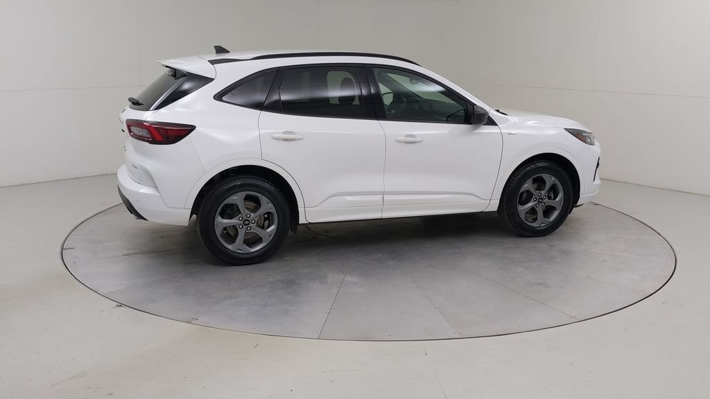 Certified 2023 Ford Escape ST-Line w/ Tech Pack #1 AWD/4WD image 12