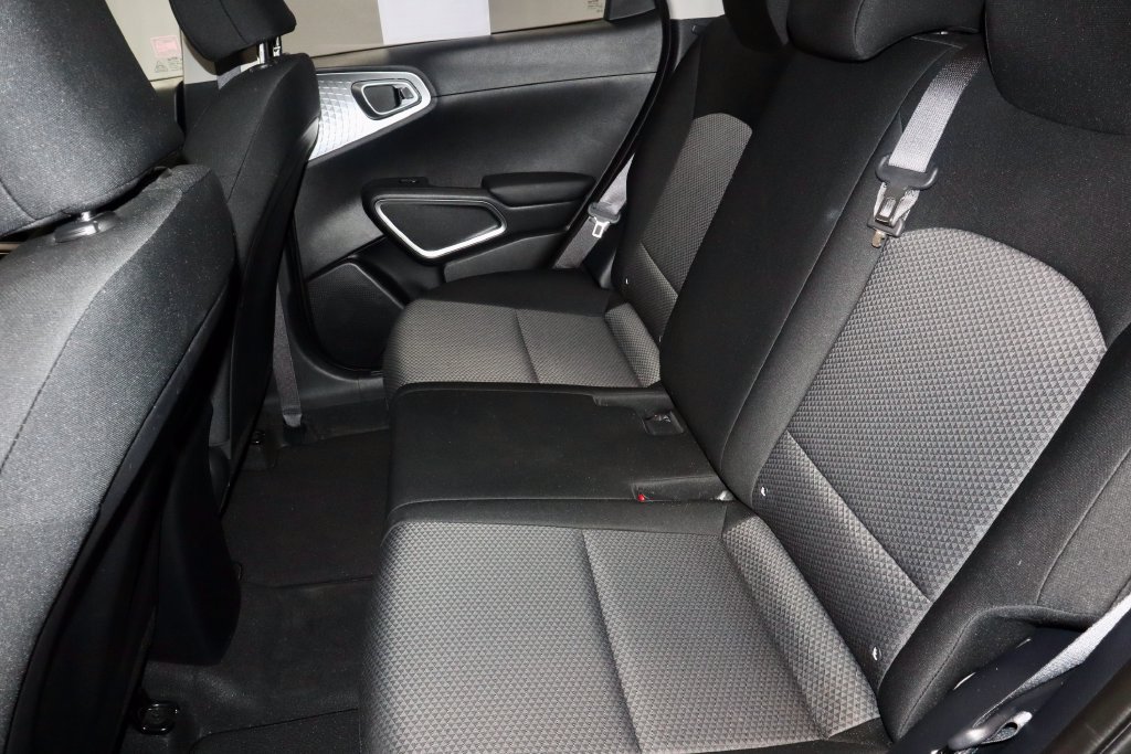 Used 2020 Kia Soul LX FWD image 21