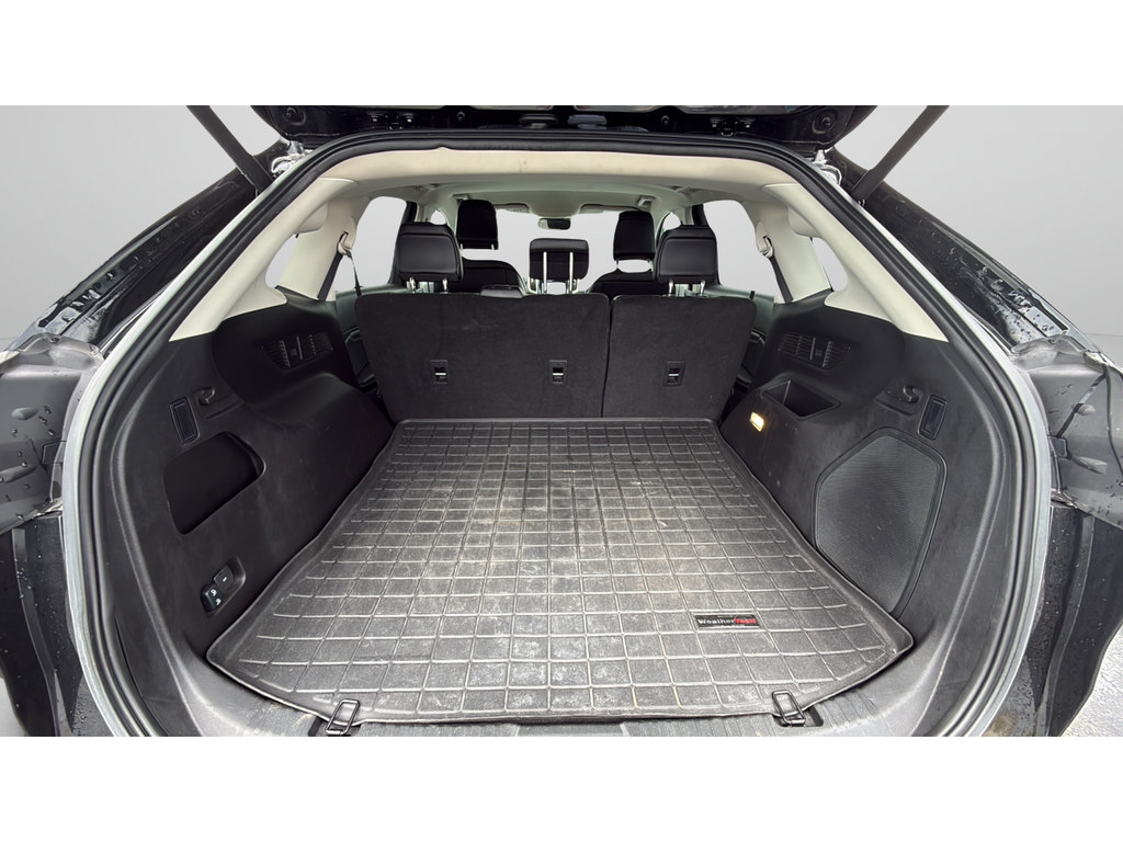 Certified 2024 Ford Edge Titanium AWD/4WD image 10