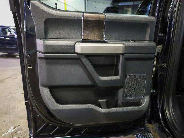 Certified 2022 Ford F250 Lariat w/ Black Appearance Package image 14