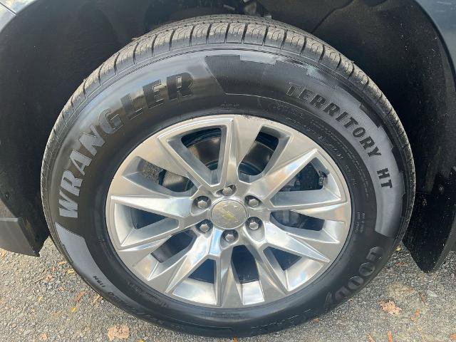 Used 2021 Chevrolet Suburban Premier image 10