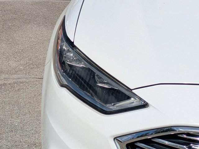 Certified 2018 Ford Fusion Energi SE image 9