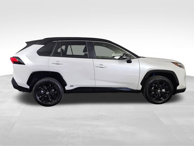 Used 2025 Toyota RAV4 XSE w/ Advanced Technology Package AWD/4WD image 8