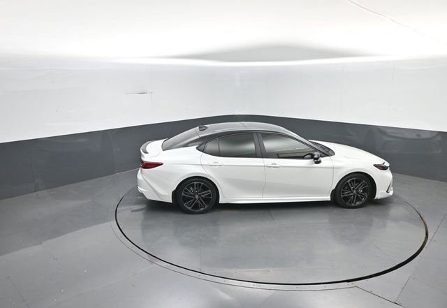 Used 2025 Toyota Camry XSE w/ Premium Plus Package image 32