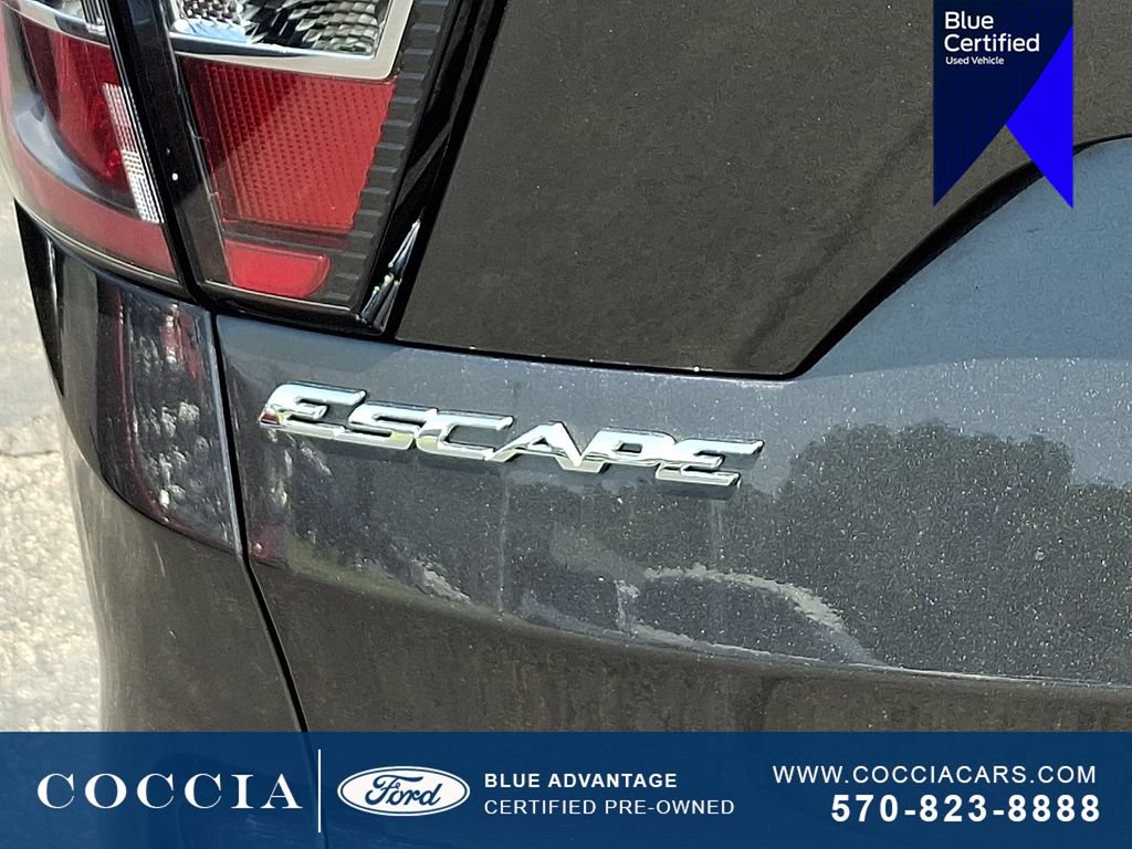 Certified 2017 Ford Escape SE AWD/4WD image 30
