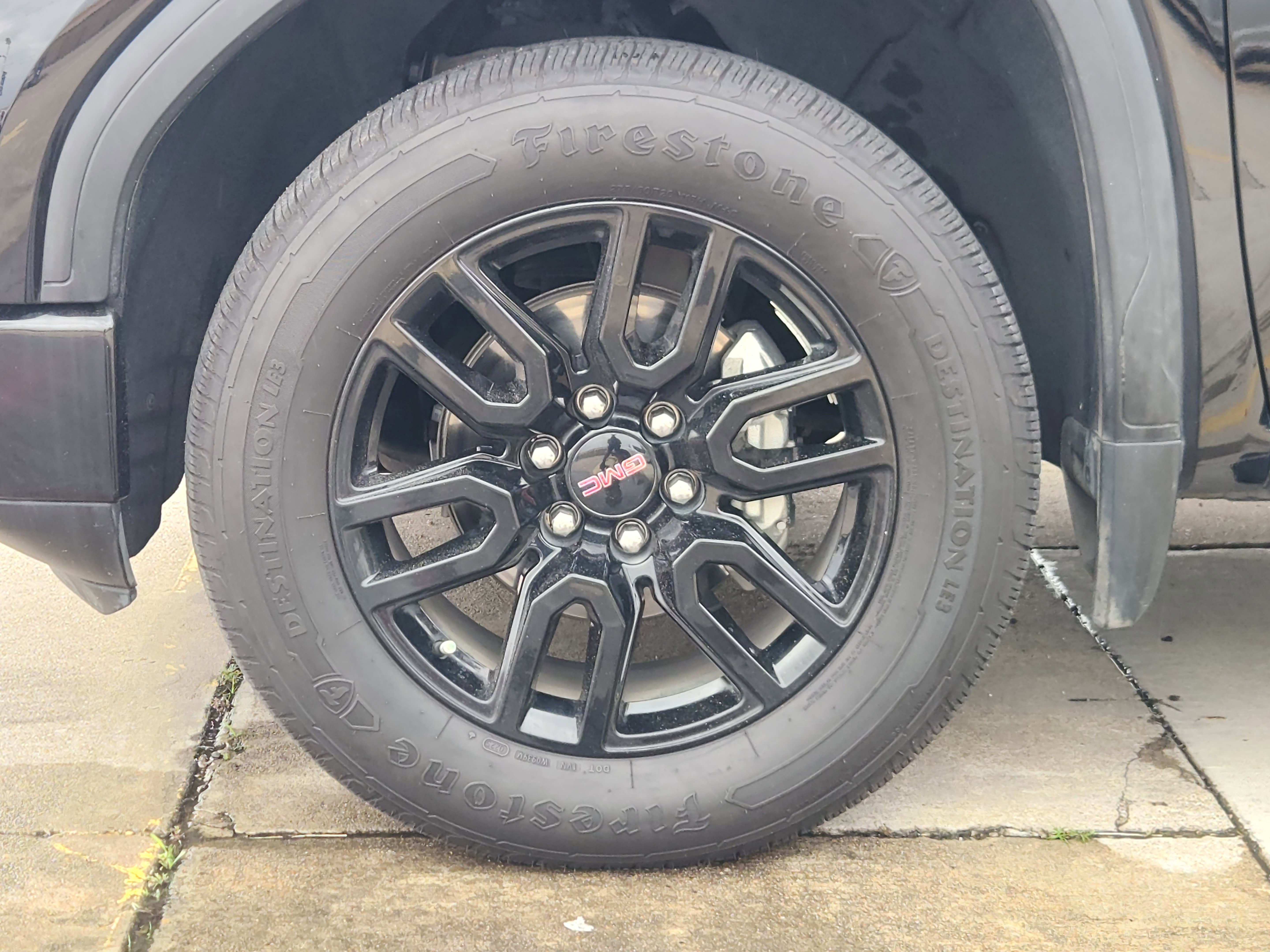 Used 2022 GMC Sierra 1500 Elevation w/ LPO, Elevation Black Package image 7