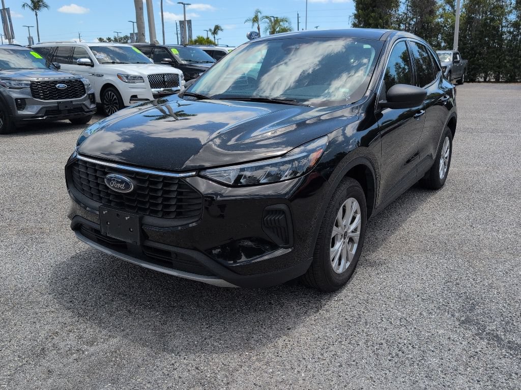 Certified 2024 Ford Escape Active AWD/4WD image 6
