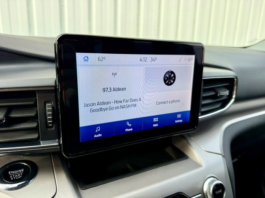 Certified 2023 Ford Explorer XLT w/ Equipment Group 202A image 31