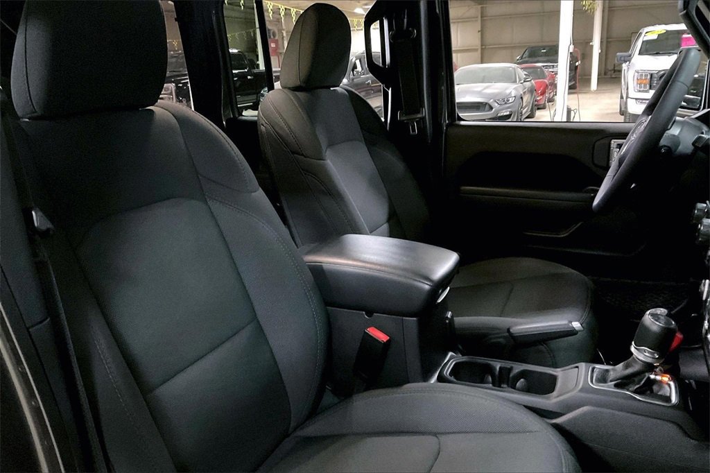 Used 2023 Jeep Wrangler Unlimited image 9