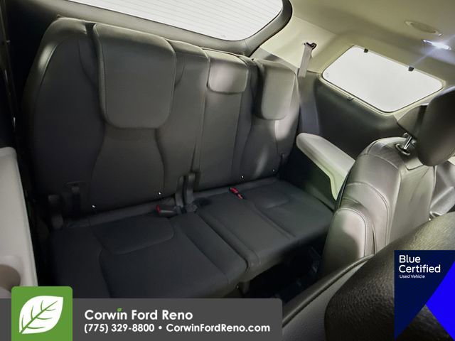 Used 2024 Kia Carnival SX Prestige FWD image 34