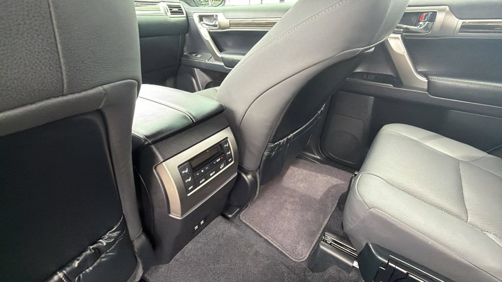 Used 2023 Lexus GX 460 Premium AWD/4WD image 25