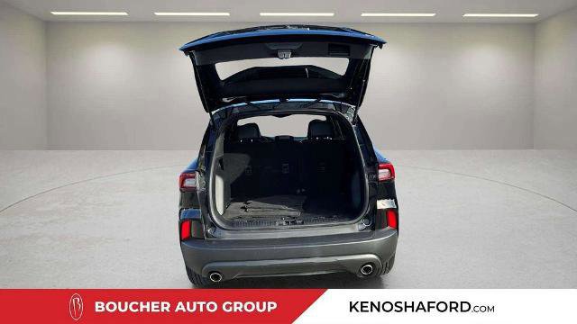 Certified 2025 Ford Escape ST-Line image 9