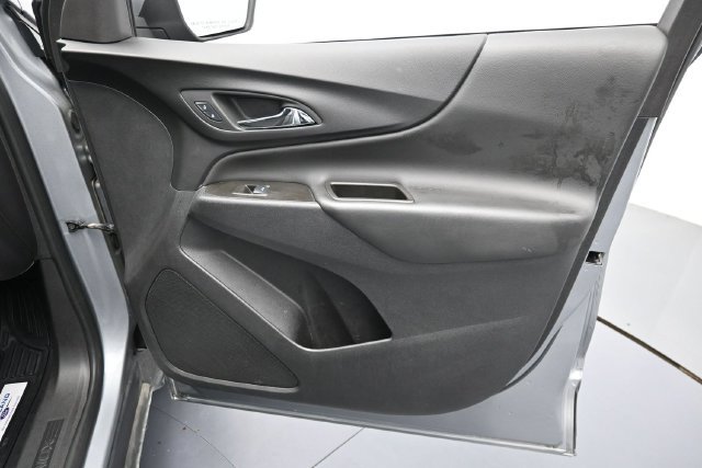 Used 2024 Chevrolet Equinox LT FWD image 31