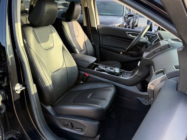 Certified 2020 Ford Edge Titanium w/ Cargo Accessory Package FWD image 19