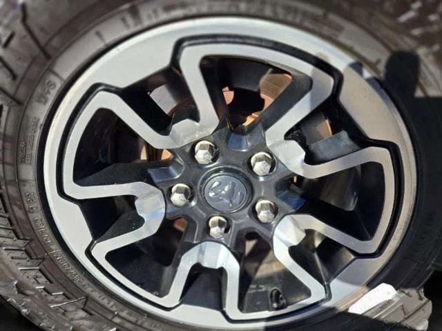 Used 2017 RAM 1500 Rebel w/ Luxury Group image 33