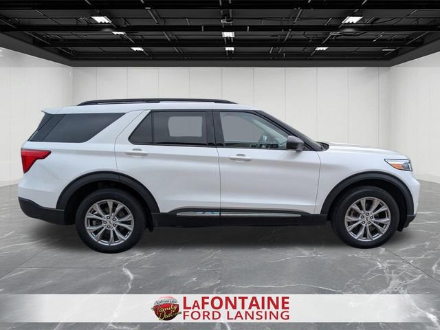 Certified 2023 Ford Explorer XLT w/ Equipment Group 202A AWD/4WD image 6