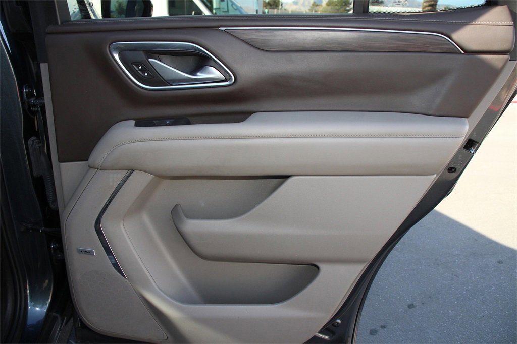 Used 2021 Chevrolet Tahoe Z71 w/ Rear Media and Nav Package image 27