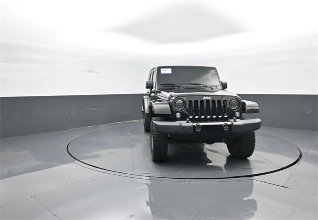 Used 2017 Jeep Wrangler Unlimited Sahara image 2