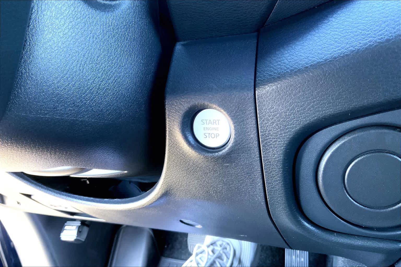 Used 2022 Nissan Frontier Pro-X w/ Pro-X Premium Package RWD image 31